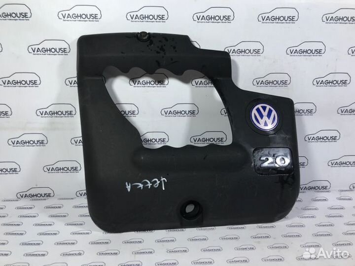 Крышка двигателя декоративная Volkswagen Passat B6