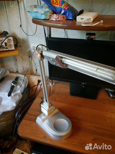 Лампа настольная