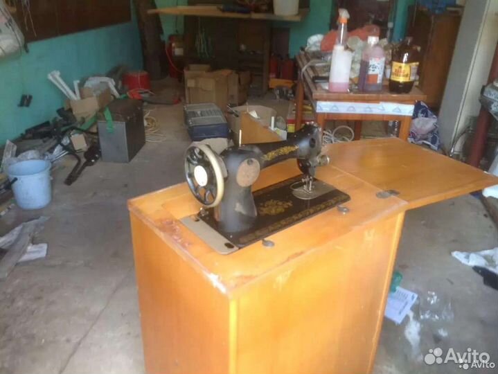 Швейная машинка