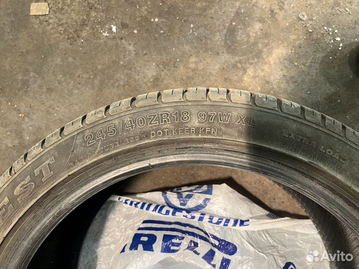 Kinforest KF-550 245/40 R18 97W