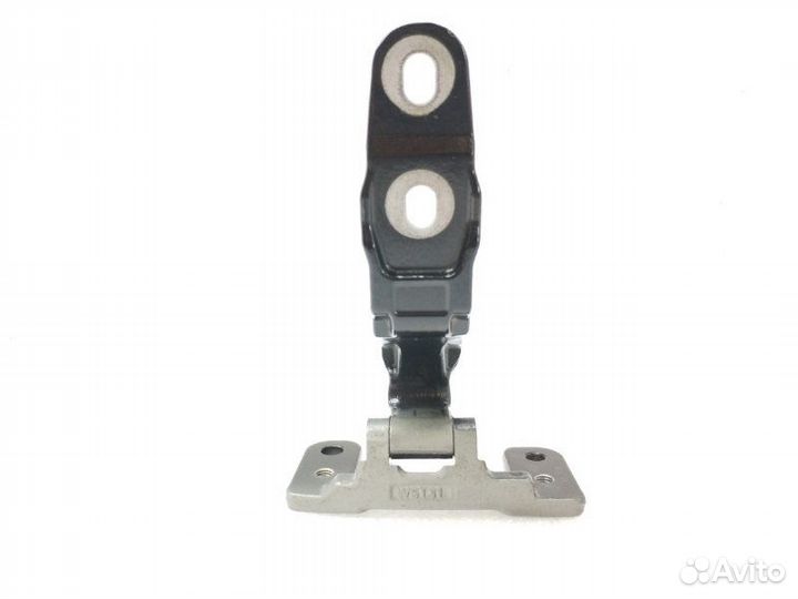 Петля двери багажника задняя правая Mercedes-Benz