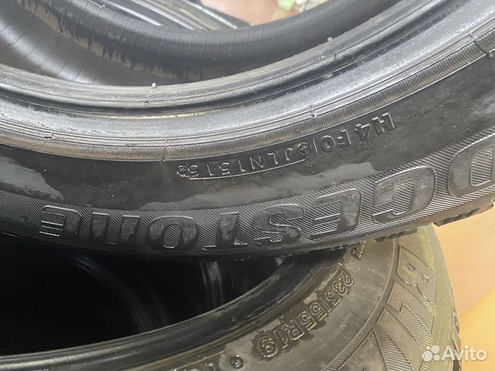 Bridgestone Blizzak Spike-01 235/55 R19