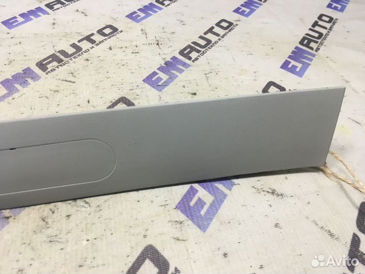 Накладка багажника правая Форд Фокус 2 универсал