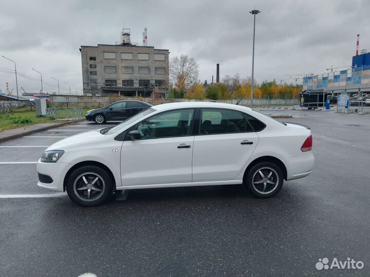 Volkswagen Polo 1.6 МТ, 2013, 395 000 км