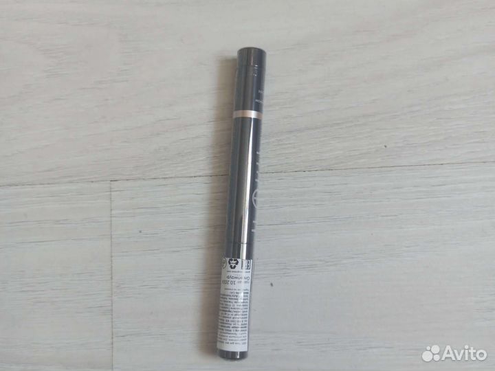 Тени карандаш для век