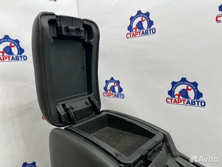 Подлокотник Chevrolet Epica 2010