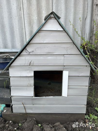 Будка для собаки