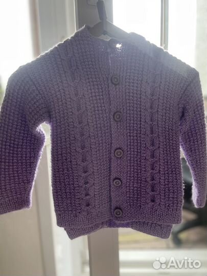 Вязаный костюм на мальчика или девочку