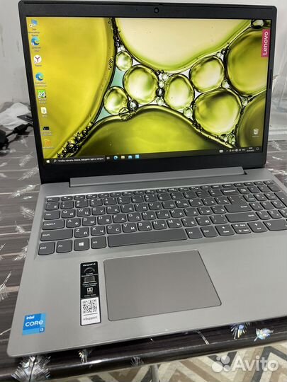 Современный Lenovo i3-1115G4 на SSD