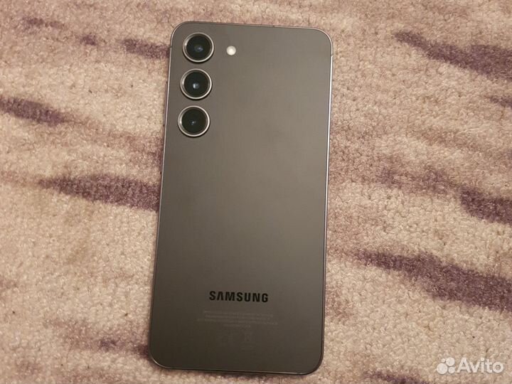 Samsung Galaxy S23, 8/128 ГБ