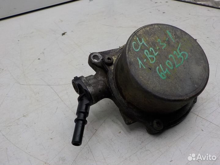 Насос вакуумный Citroen C4 2005-2011