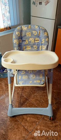 Стульчик для кормления jetem