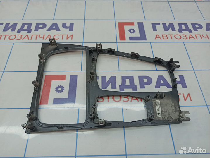 Накладка декоративная BMW 7-Series (F02) 511691604