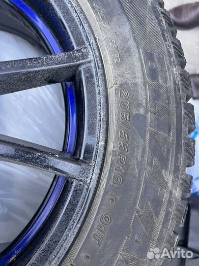 Bridgestone Blizzak MZ-01 205/55 R16