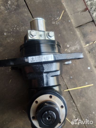 Редуктор привода ножа