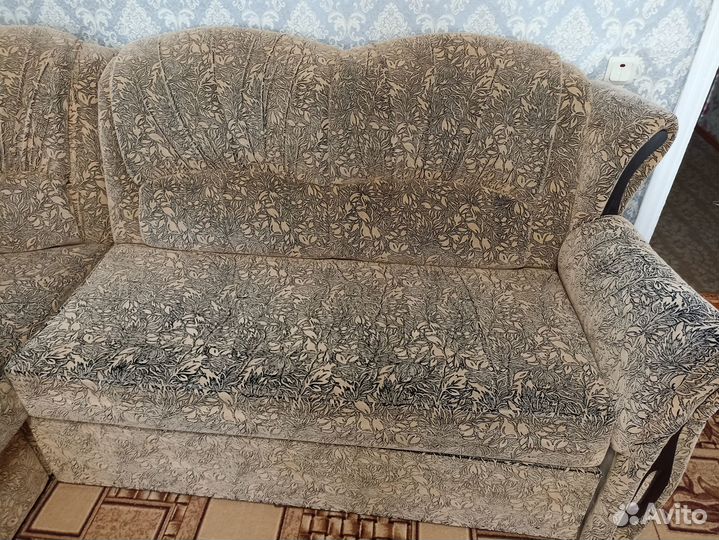 Угловой диван