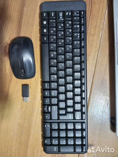 Беспроводной комплект клавиатура, мышь Logitech