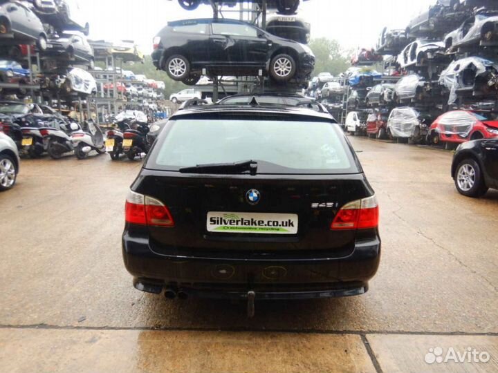 Фонарь в крышку багажника BMW E61 комплект