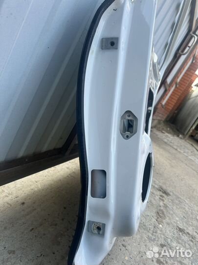 Дверь задняя правая volkswagen jetta 6