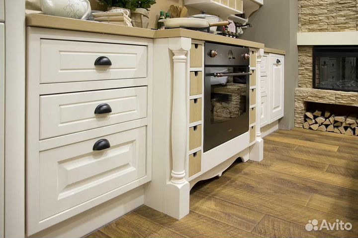 Кухонный гарнитур на заказ Арт.7