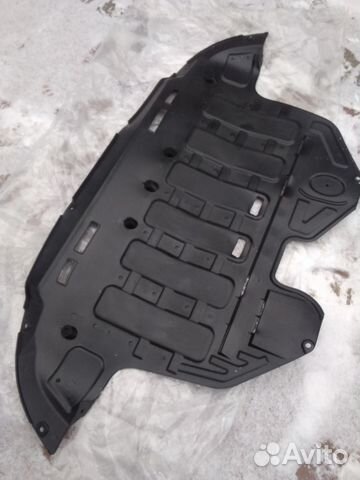 Hyundai ix35 Tucson пыльник двигателя