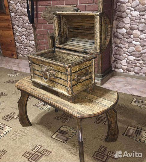 Сундук дубовый