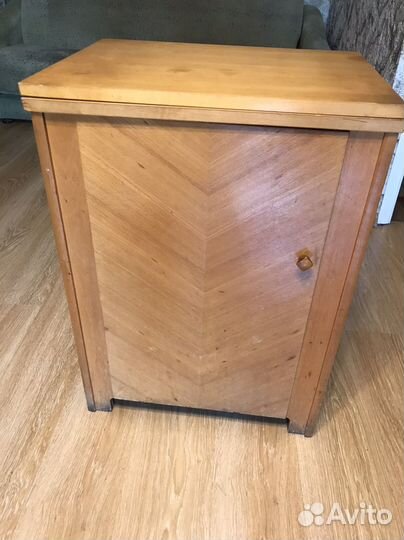 Механическая швейная машинка