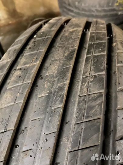 Michelin Latitude Sport 3 235/65 R19