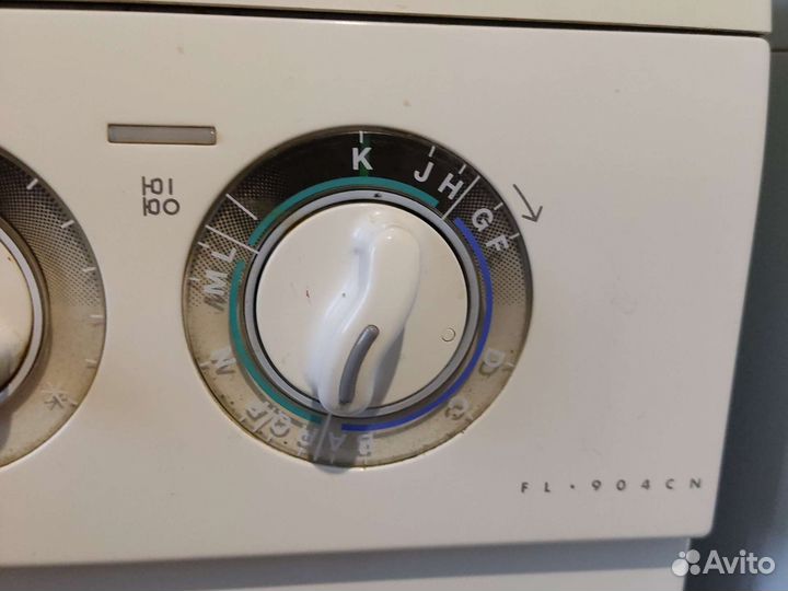 Узкая стиральная машина Zanussi 4 кг 900 об