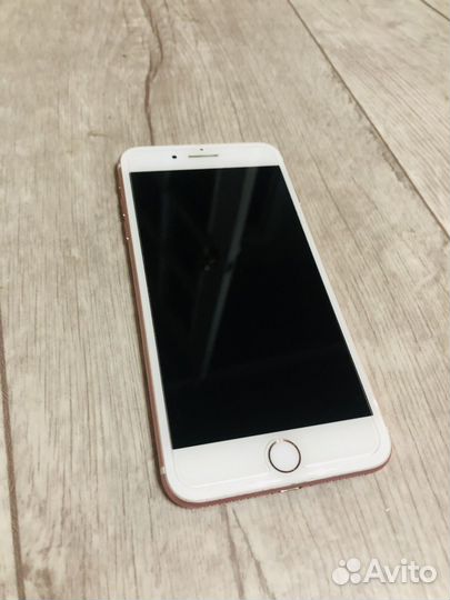 Телефон iPhone 7 plus