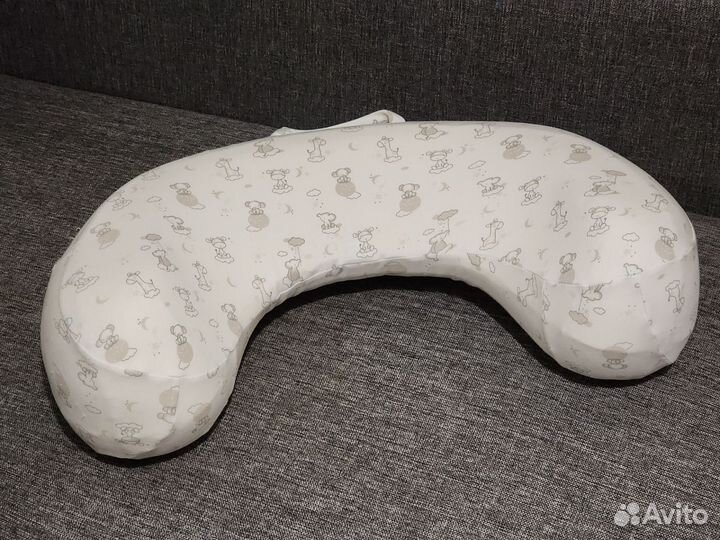 Анатомическая подушка для кормления Мамагу