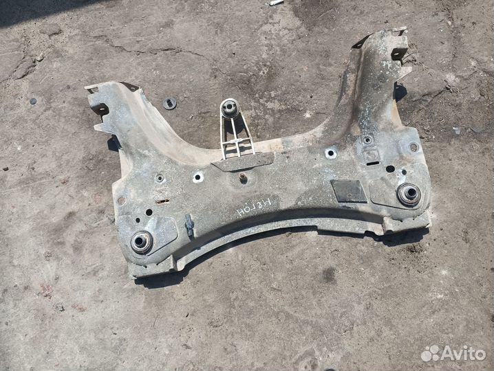 Подрамник Renault Megane 2