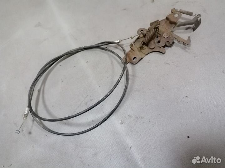 Трос замка капота Toyota Sprinter Carib II 1993
