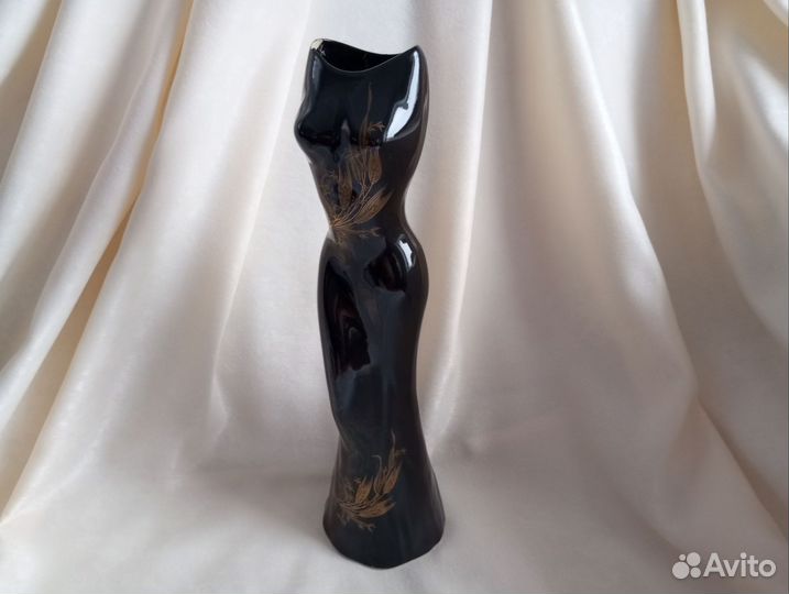 Ваза- Статуэтка