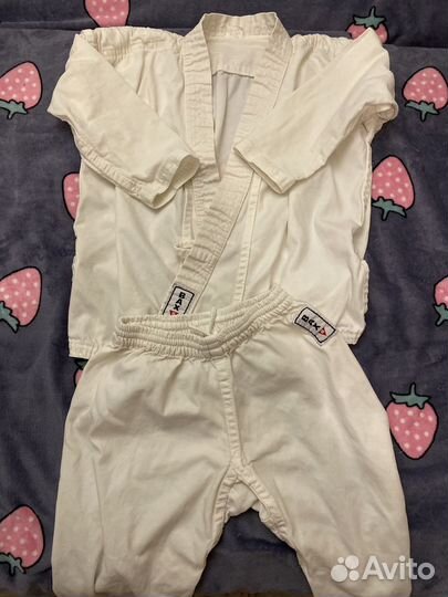 Костюм для единоборств