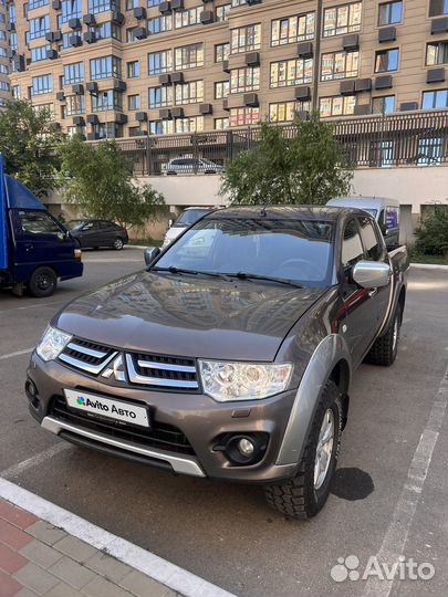 Mitsubishi L200 2.5 AT, 2014, 280 000 км