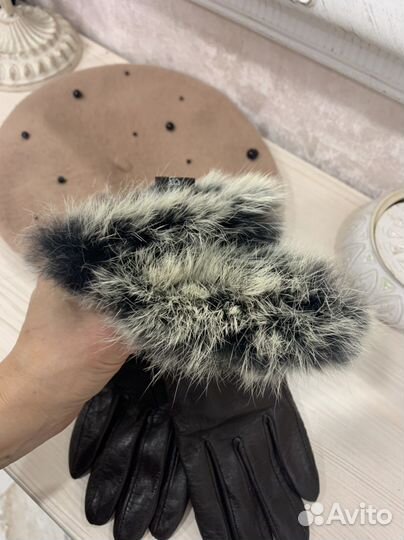 Перчатки и шарф