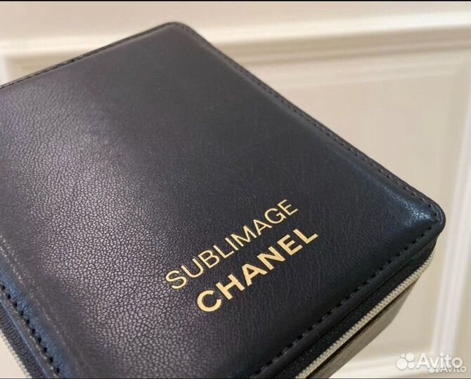 Chanel sublimage шкатулка/косметичка