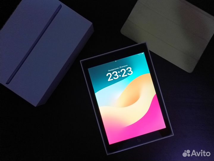 iPad (6th Generation)