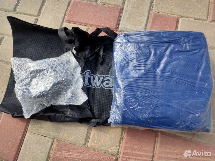 Надувной матрас 137х191х22см, эл.насос 220В 150кг