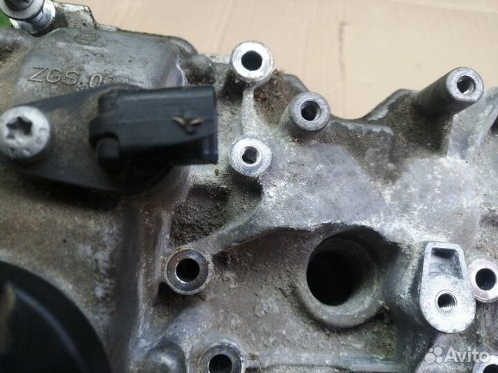 Головка блока цилиндров правая Mercedes Glk