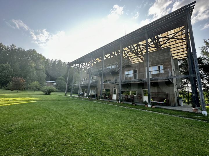 Дом 350 м² на участке 4 га