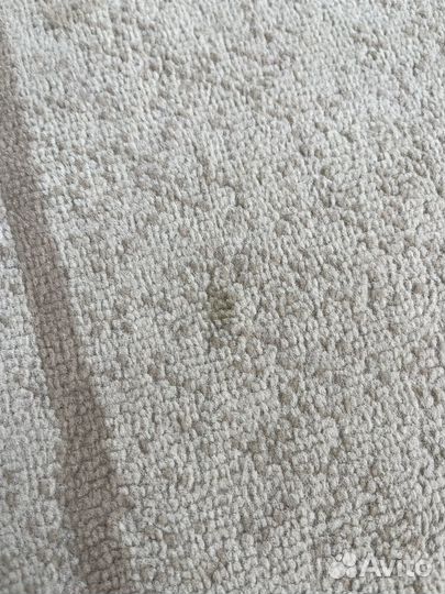 Ковер бежевый