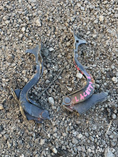 Петли капота Chevrolet Lacetti