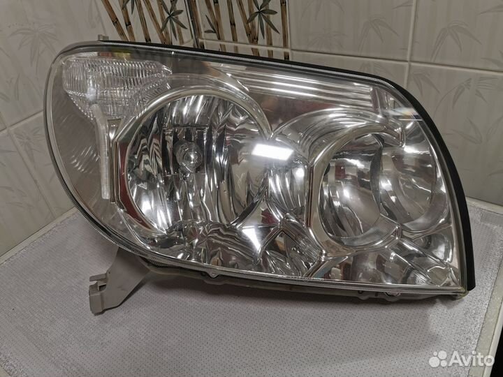 Фары Hilux surf 215