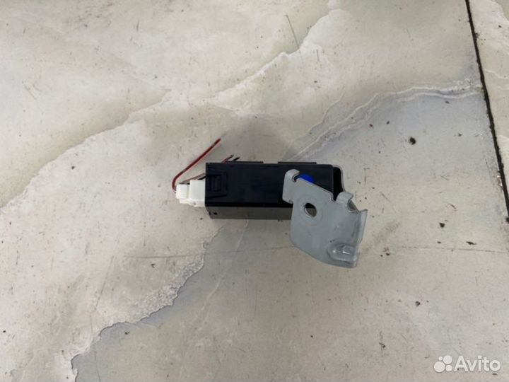 Блок управления центральным замком Mazda Cx-7 ER