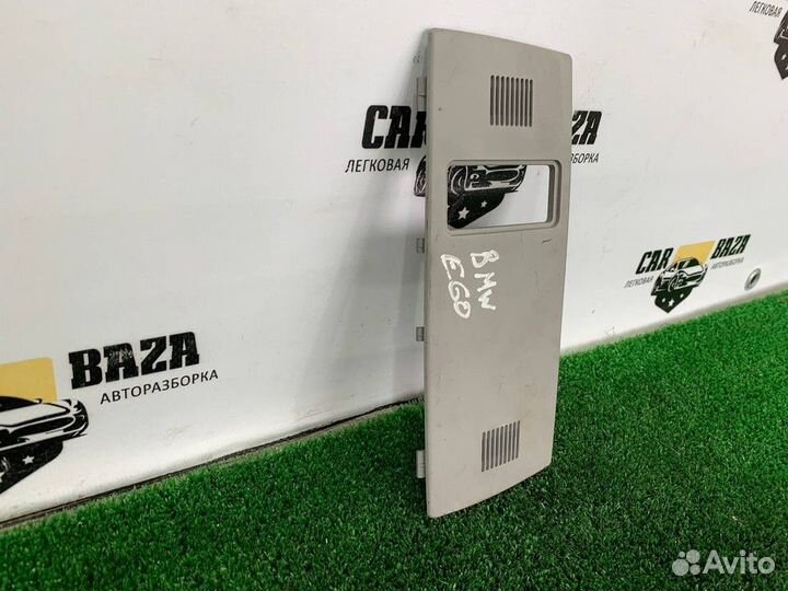 Пластик салона BMW 5