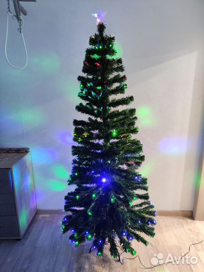 Елка искусственная 210