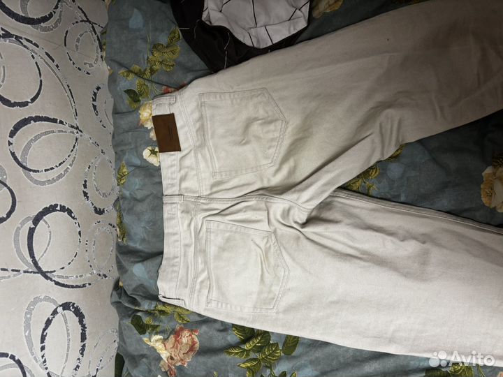 Белые штаны gloria jeans premimum