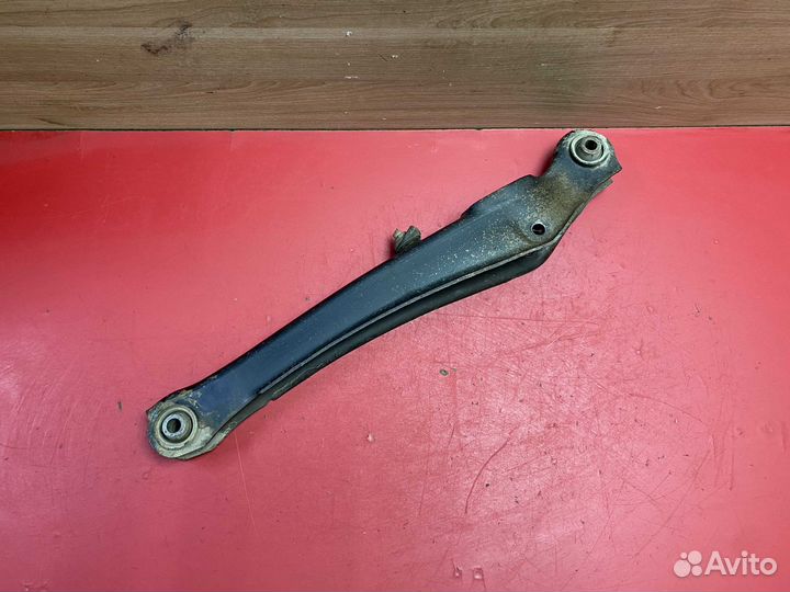 Рычаг задний нижний 4113A041 Mitsubishi Lancer 9